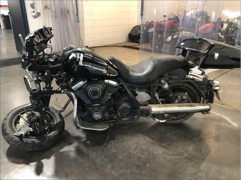 KAWASAKI 1700 VN 
