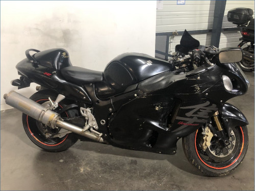 SUZUKI 1300 GSXR HAYABUSA 