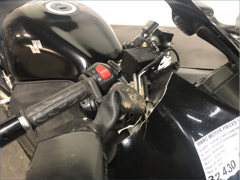 SUZUKI 1300 GSXR HAYABUSA 