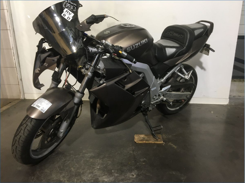 SUZUKI 650 SV S 34CV