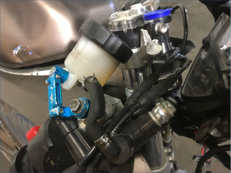 SUZUKI 650 SV S 34CV