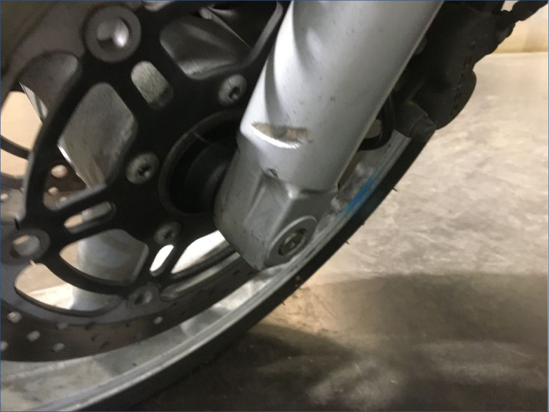 SUZUKI 650 SV S 34CV
