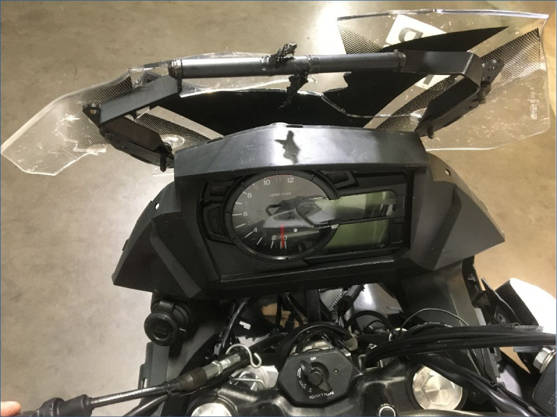 SUZUKI 650 DL VSTROM 
