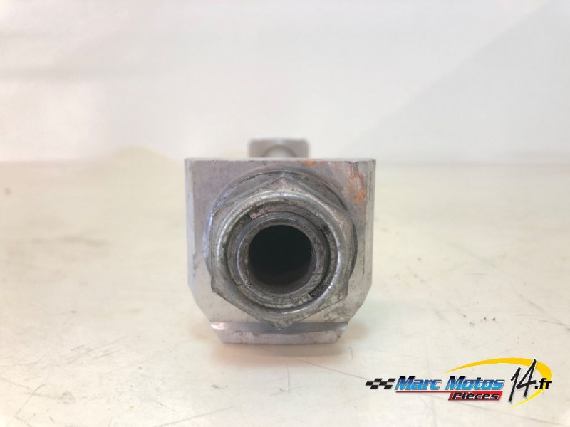 AXE DE ROUE ARRIERE SUZUKI 1000 GSXR 2009