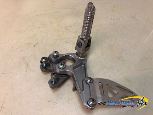 PLATINE AVANT DROITE SUZUKI 1000 GSXR 2009