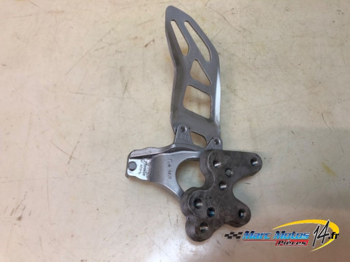 PLATINE AVANT GAUCHE SUZUKI 1000 GSXR 2009
