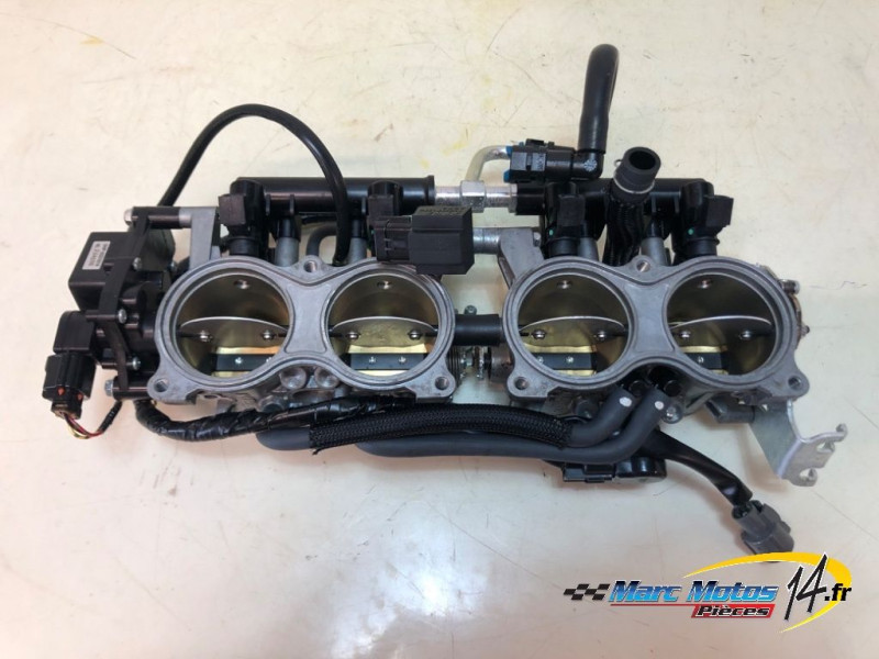 RAMPE D'INJECTION SUZUKI 1000 GSXR 2009