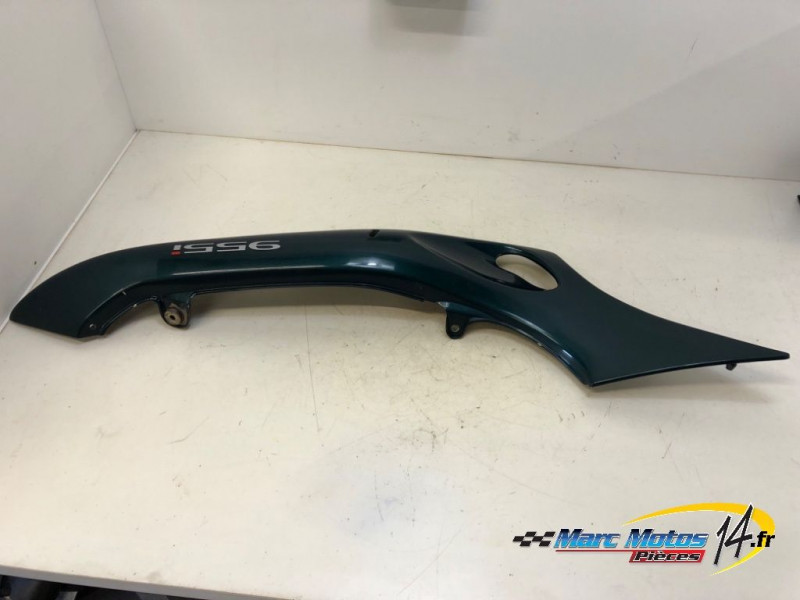 CACHE LATERAL GAUCHE TRIUMPH 955 SPRINT ST 2002