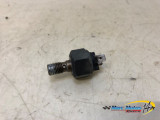 CONTACTEUR DE FREIN ARRIERE TRIUMPH 955 SPRINT ST 2002