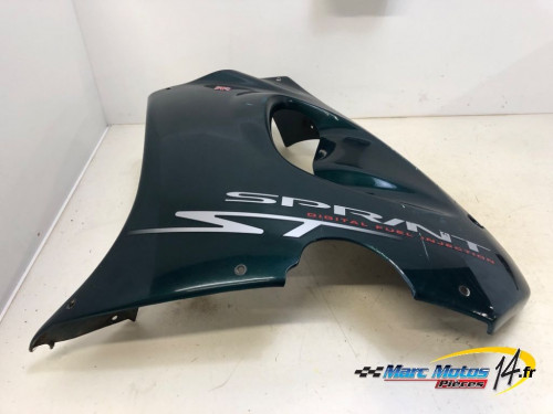 FLANC DE CARENAGE GAUCHE TRIUMPH 955 SPRINT ST 2002