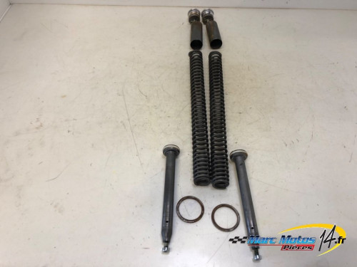 INTERIEUR DE FOURCHE TRIUMPH 955 SPRINT ST 2002