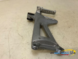 PLATINE ARRIERE DROITE TRIUMPH 955 SPRINT ST 2002