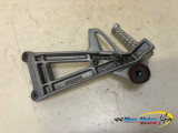 PLATINE ARRIERE DROITE TRIUMPH 955 SPRINT ST 2002