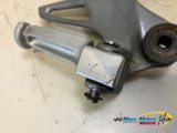 PLATINE ARRIERE DROITE TRIUMPH 955 SPRINT ST 2002
