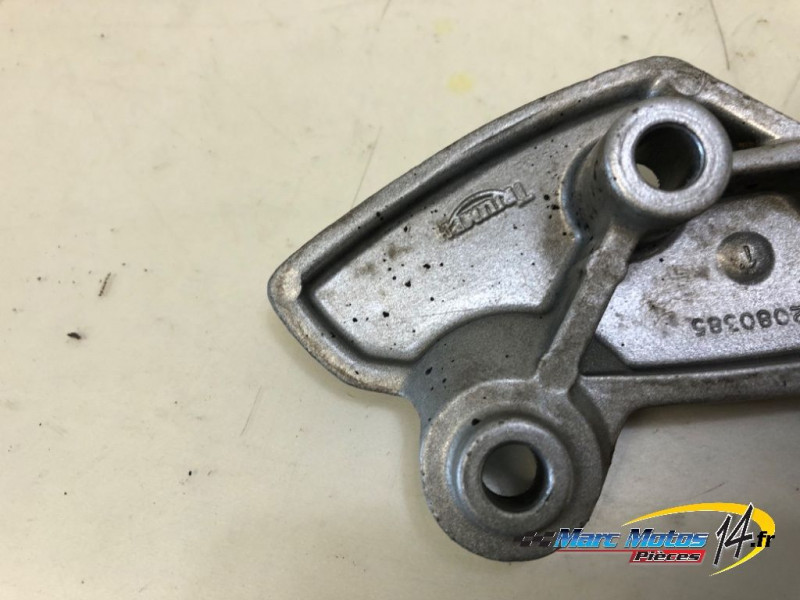 PLATINE AVANT DROITE TRIUMPH 955 SPRINT ST 2002