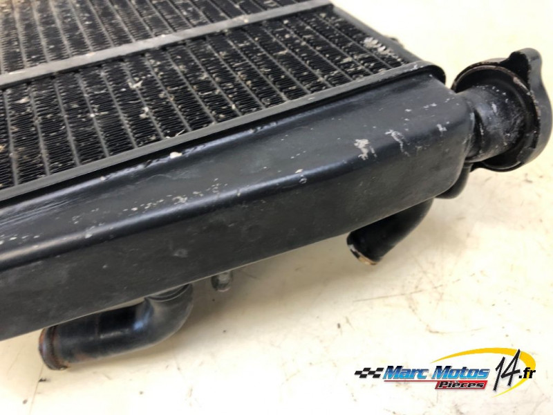 RADIATEUR D'EAU TRIUMPH 955 SPRINT ST 2002