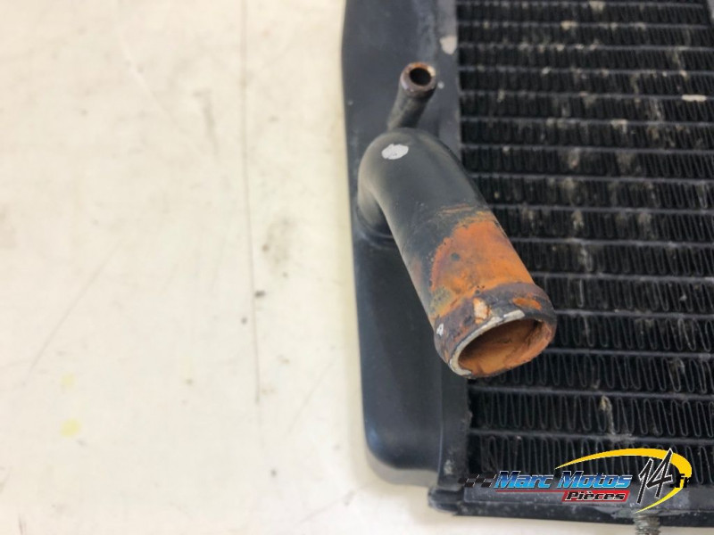 RADIATEUR D'EAU TRIUMPH 955 SPRINT ST 2002