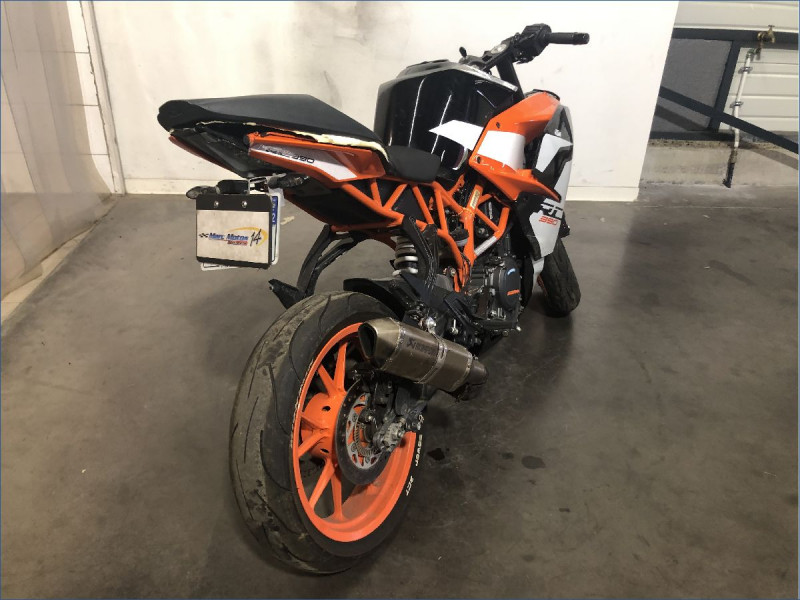 KTM 390 RC 