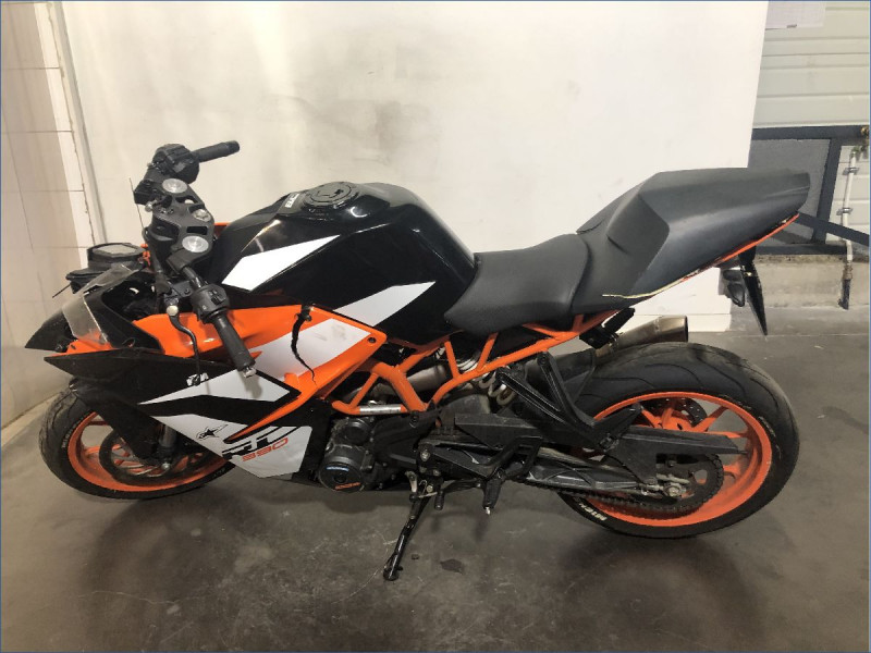 KTM 390 RC 
