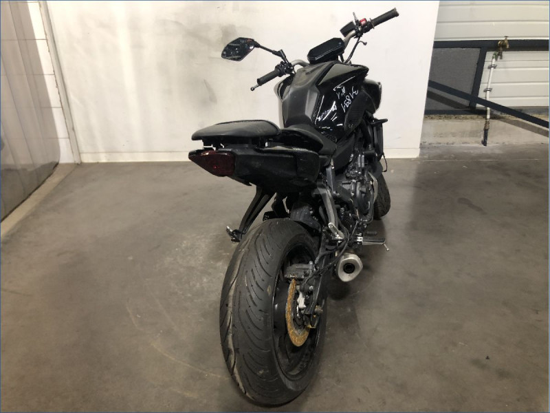 YAMAHA MT07 