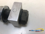 AXE DE ROUE ARRIERE YAMAHA 1300 XJR 2006