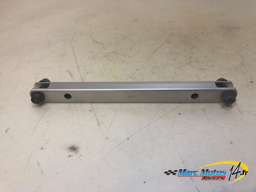 BARRE DE SUPPORT D'ETRIER ARRIERE YAMAHA 1300 XJR 2006