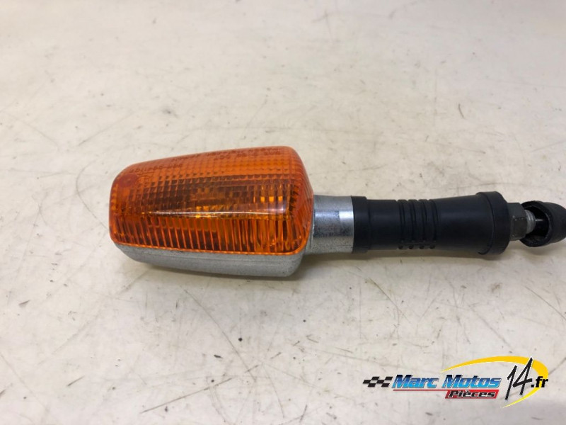 CLIGNOTANT AVANT GAUCHE YAMAHA 1300 XJR 2006