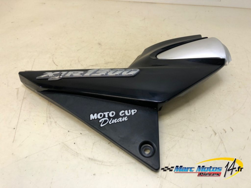 HABILLAGE DE BOITE A AIR DROIT YAMAHA 1300 XJR 2006