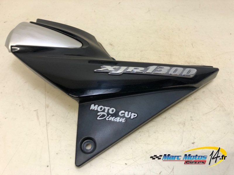 HABILLAGE DE BOITE A AIR GAUCHE YAMAHA 1300 XJR 2006