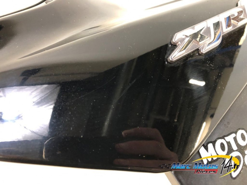 HABILLAGE DE BOITE A AIR GAUCHE YAMAHA 1300 XJR 2006