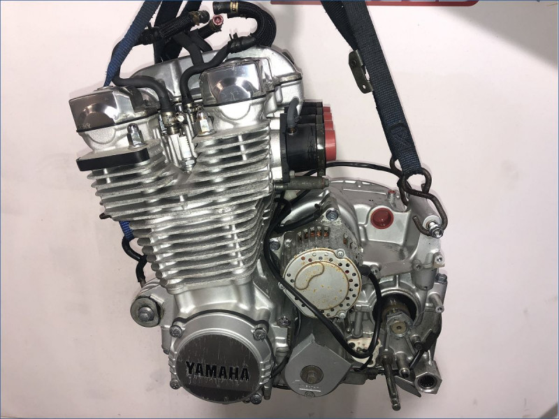 MOTEUR YAMAHA 1300 XJR 2006