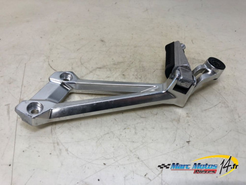 PLATINE ARRIERE GAUCHE YAMAHA 1300 XJR 2006