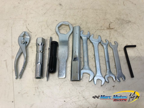 TROUSSE A OUTILS YAMAHA 1300 XJR 2006