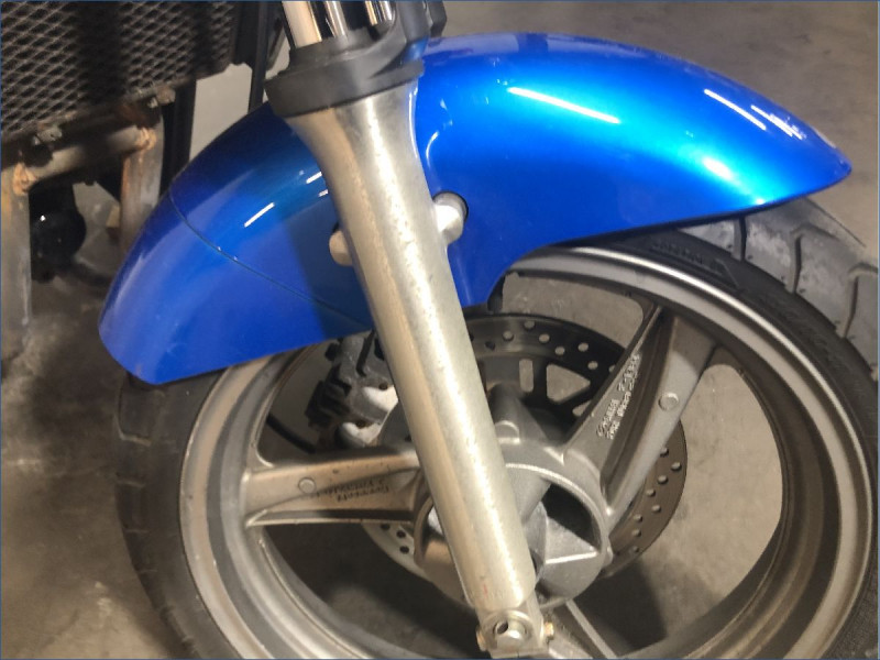KAWASAKI ER5 