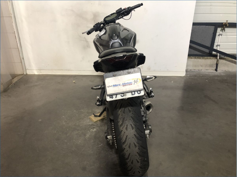 YAMAHA MT07 