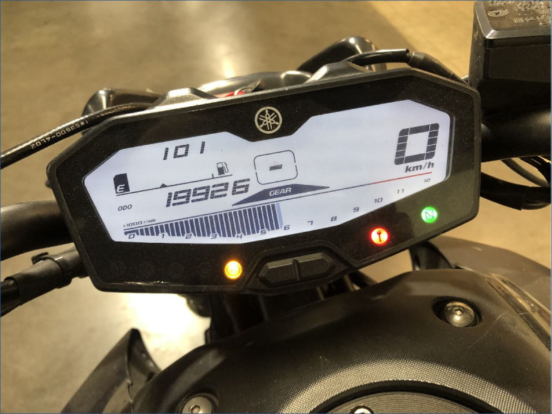 YAMAHA MT07 