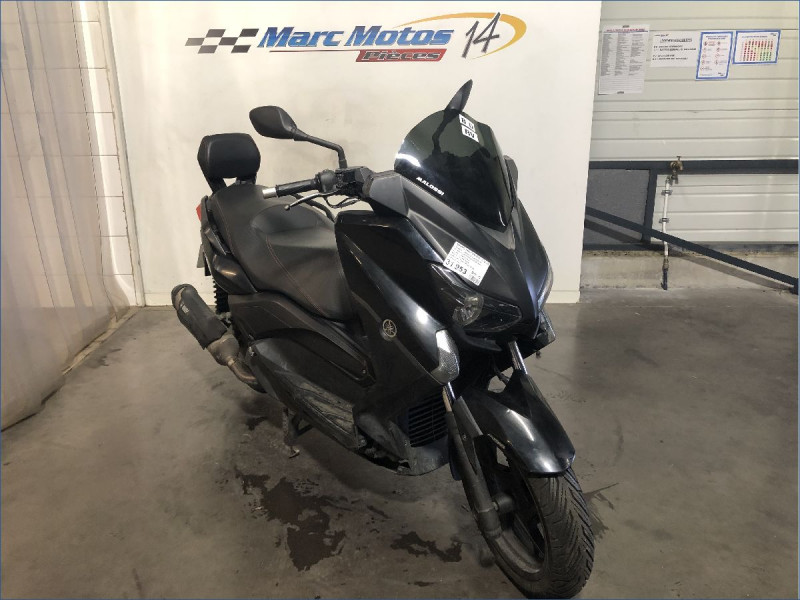 YAMAHA 125 XMAX 