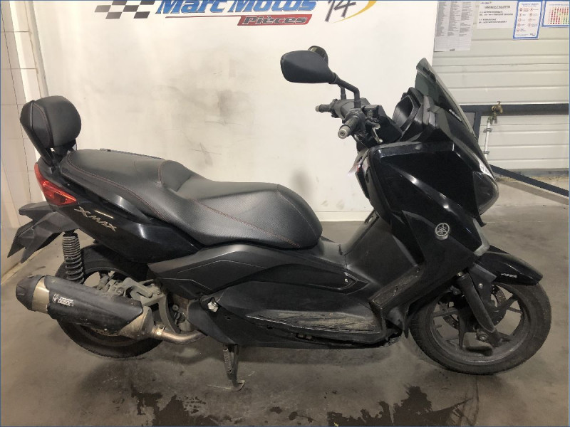 YAMAHA 125 XMAX 