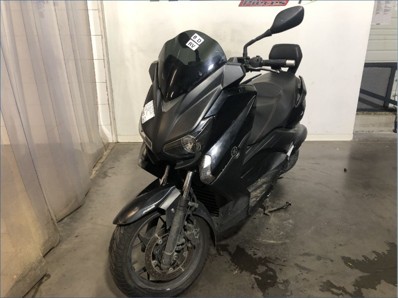YAMAHA 125 XMAX 