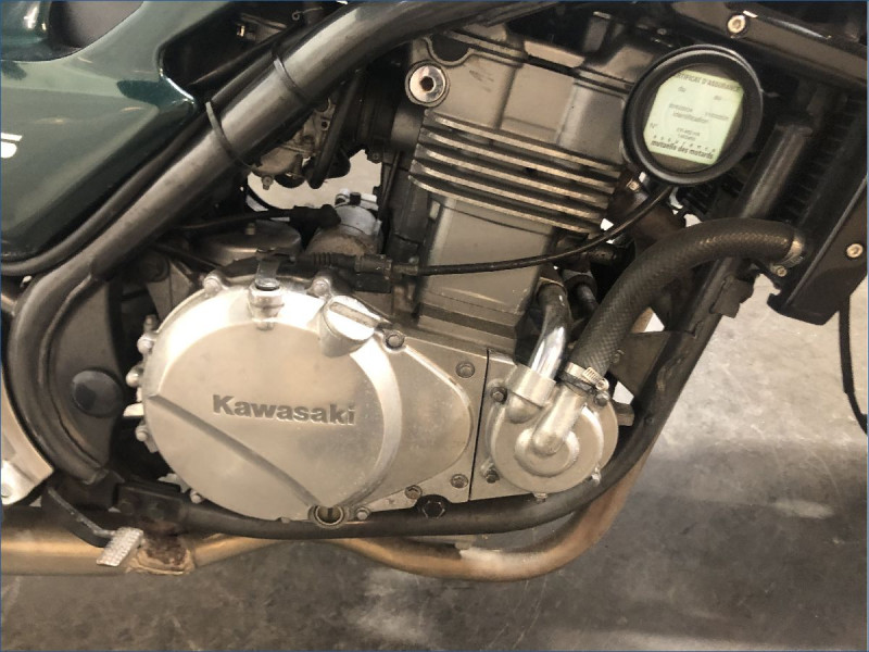 KAWASAKI ER5 