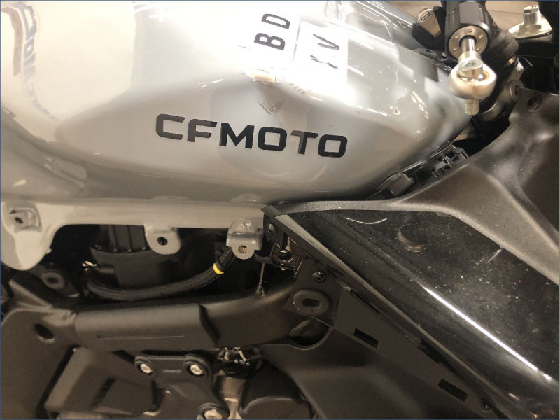 CFMOTO 675 NK 