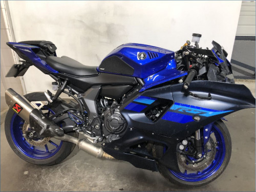 YAMAHA R7 A2