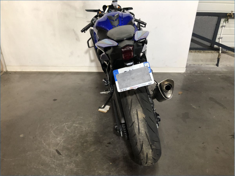 YAMAHA R7 A2