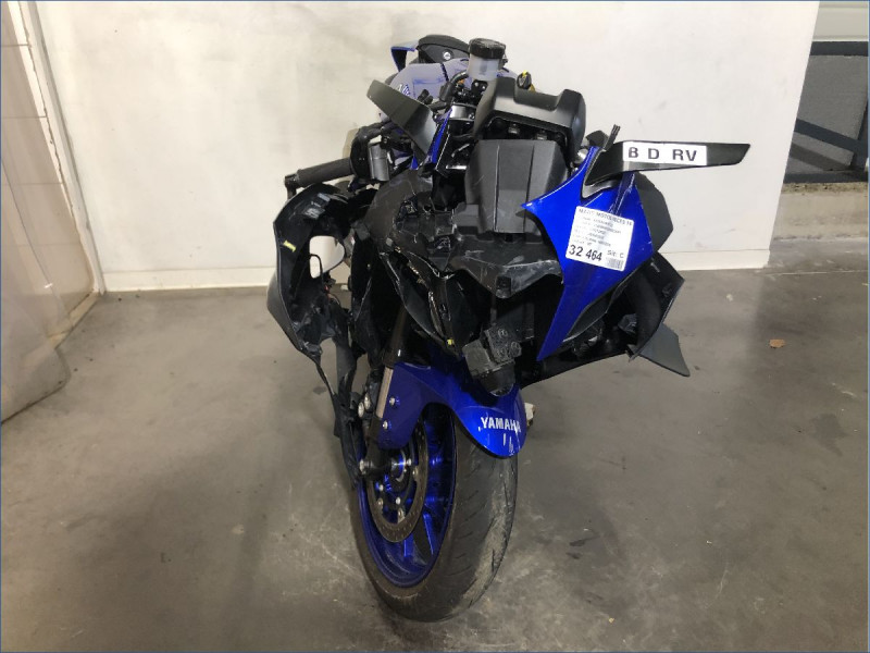 YAMAHA R7 A2