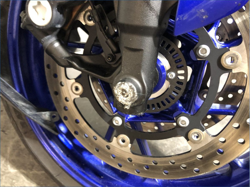 YAMAHA R7 A2