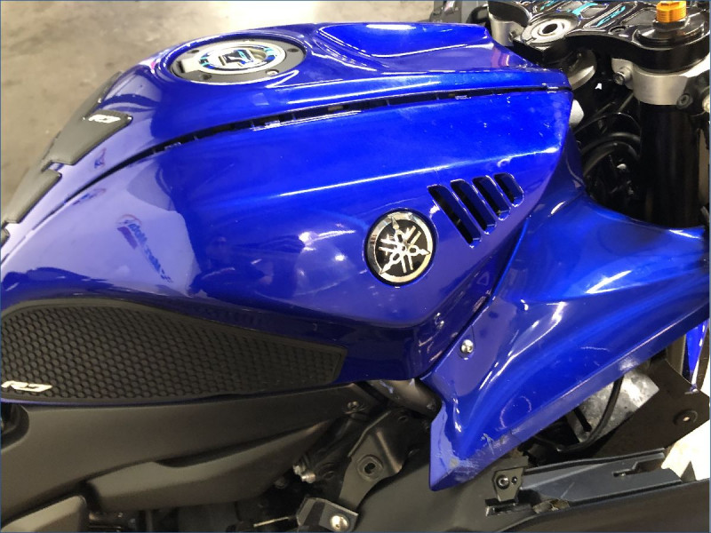 YAMAHA R7 A2