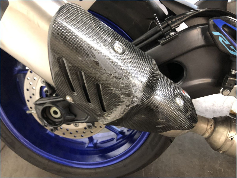 YAMAHA R7 A2