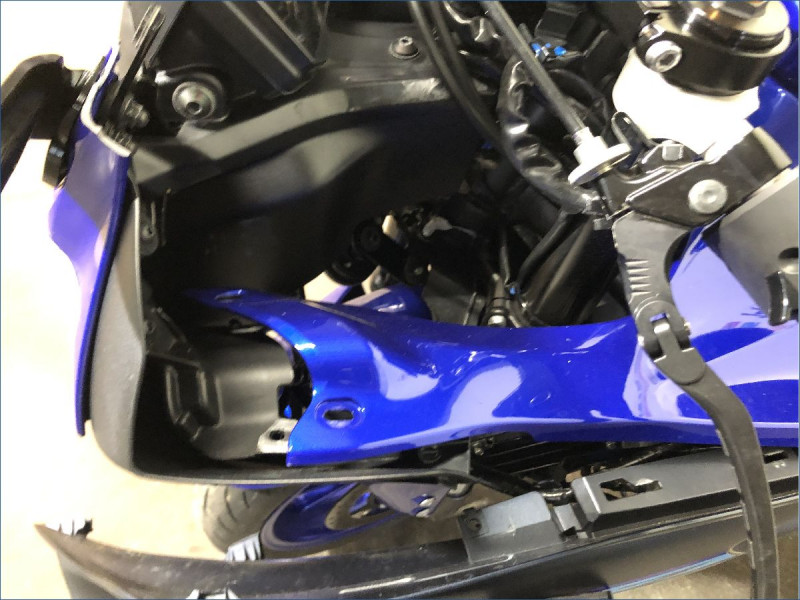 YAMAHA R7 A2