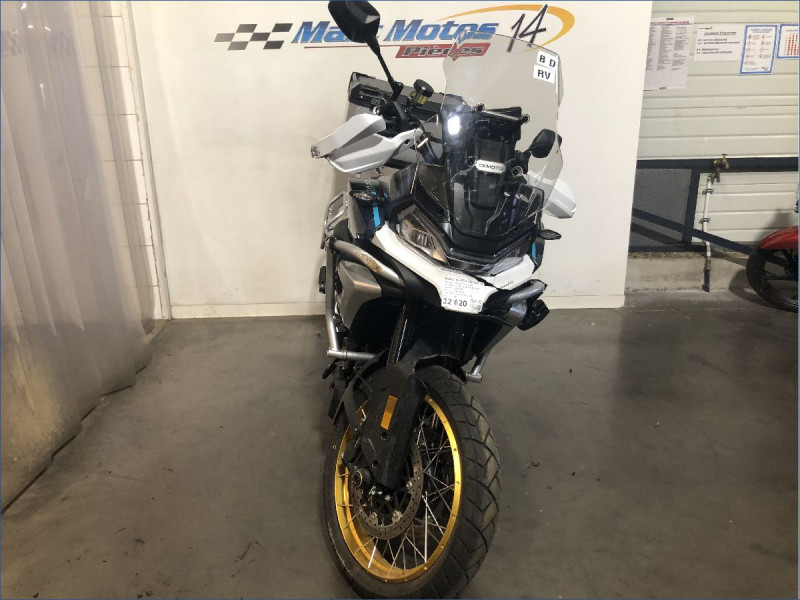 CFMOTO 700 MT 