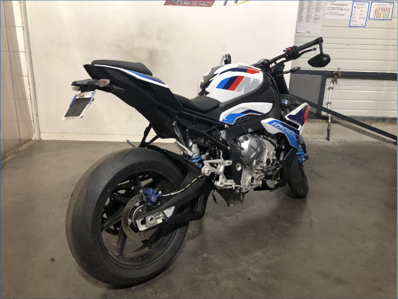 BMW M1000R 